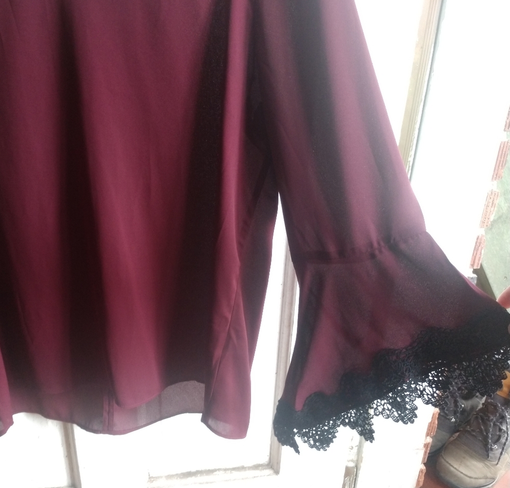 Maroon blouse - Picture 2 of 3